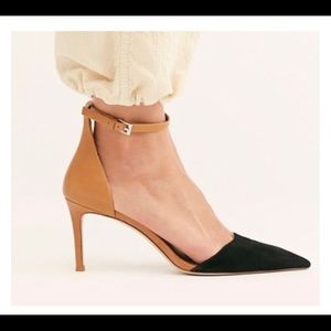 Free People Jeffrey Campbell Solitaire High Heel Tan Black Pointed Toe Pump New